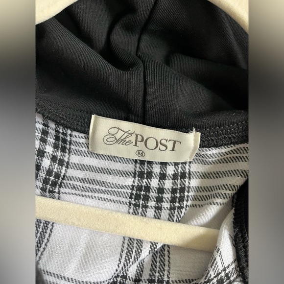 The Post brand, Megan Flannel Hoodie, size Medium - Picture 4 of 6